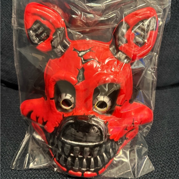 Nightmare Foxy costume NEW - Picture 4 of 5